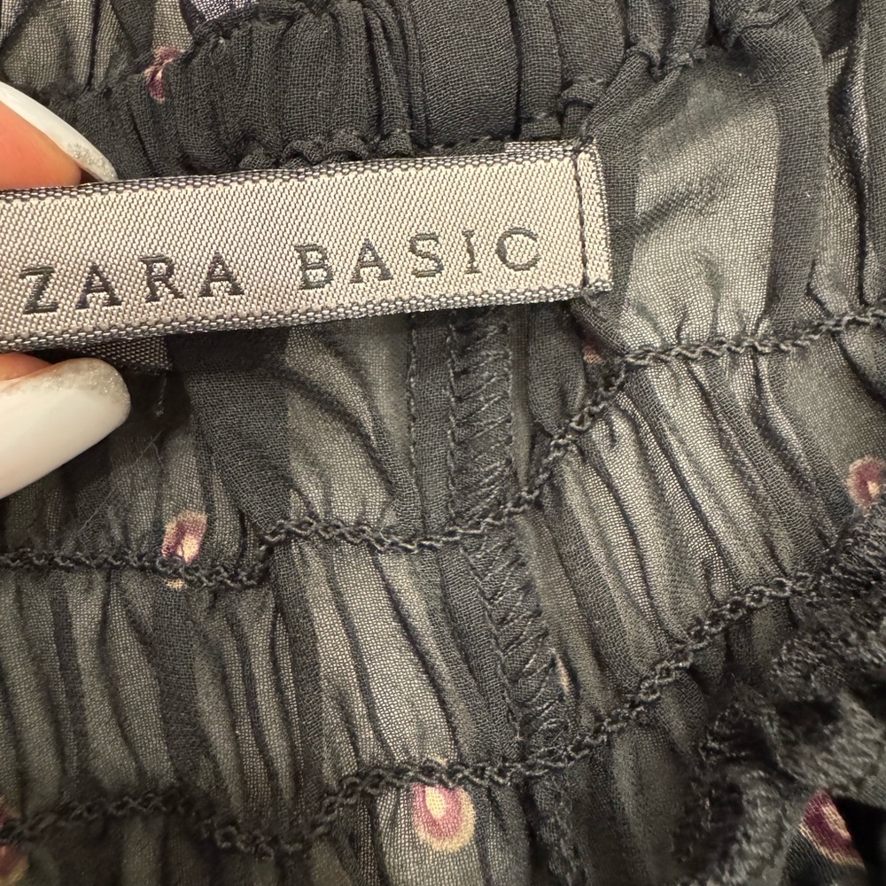 Zara Basic Boho Floral Smocked Dress - Size L - Picture 3 of 15